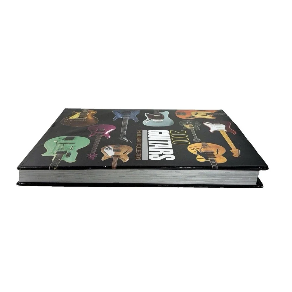 2,000 Guitars by Tony Bacon 2015 Chartwell Books Hardback Book
